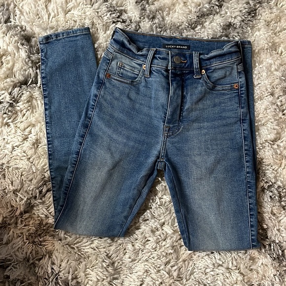 Lucky Brand Uni Fit Jeans - Picture 3 of 6